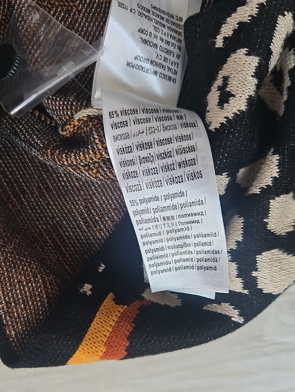 Farm Rio Sweater - Picture 7 of 10